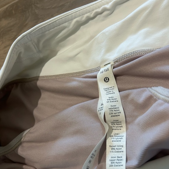 White Lululemon Shorts - Picture 4 of 5